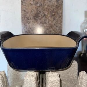 The Pampered Chef Blue and Cream Bakeware